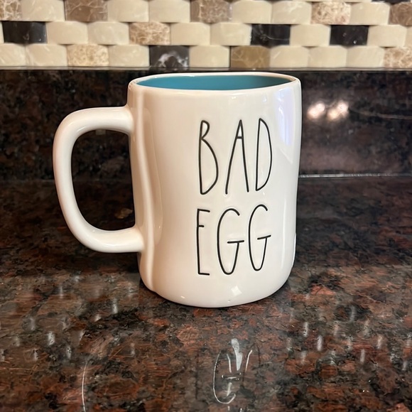 Rae Dunn “GOOD EGG” “BAD EGG” mug, blue interior, NWT - Picture 2 of 3